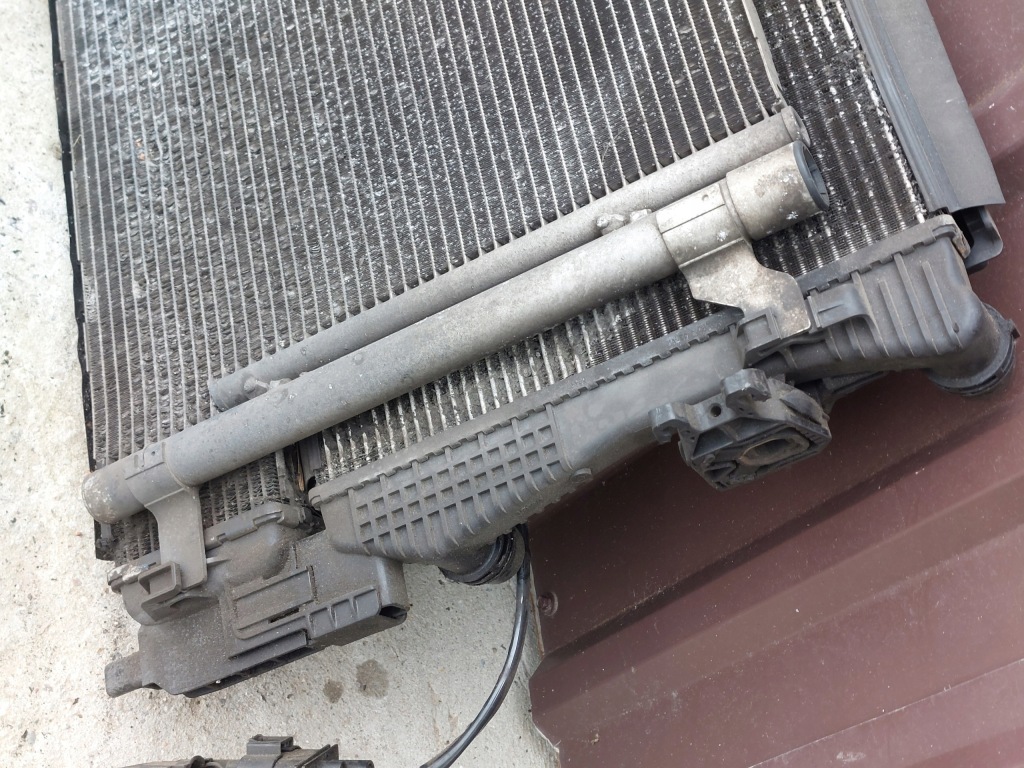 Радиатор радиатор вентилятор 1.6 tdi octavia 3 leon 3 golf vii komple Цена