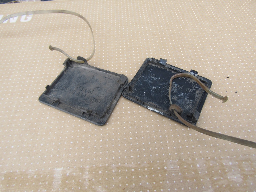 2 mercedes w124 заглушка w поріг pod домкрат w молдинг поріг зовнішня Оригінал