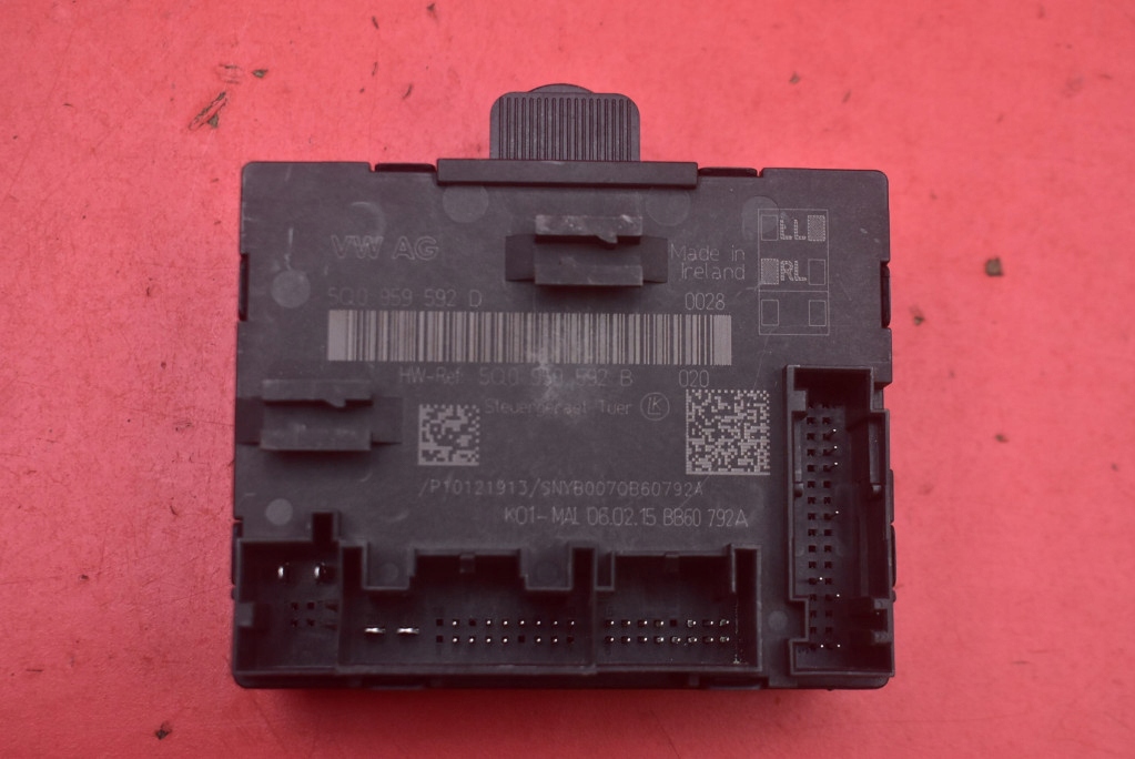 фото №1, Модуль дверь правый перед 5q0959592d vw golf 7 vii sportsvan 12-17