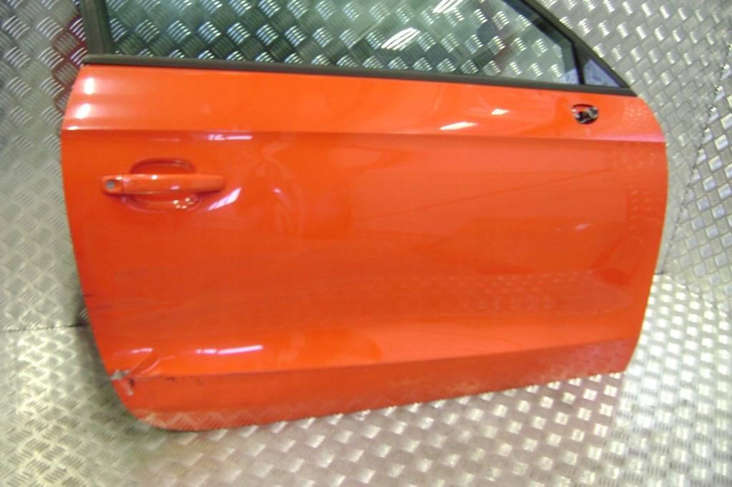 фото №3, Audi a1 8x - дверь передние правое