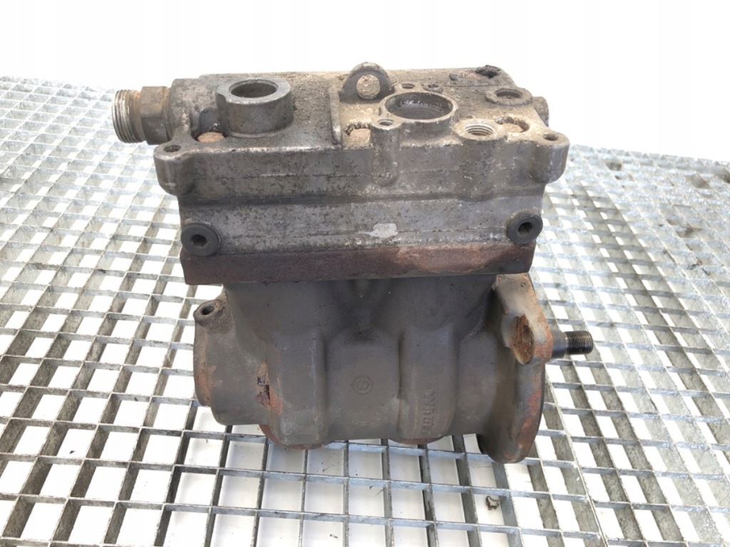 Компресор renault trucks magnum 12.8 461km в Україні