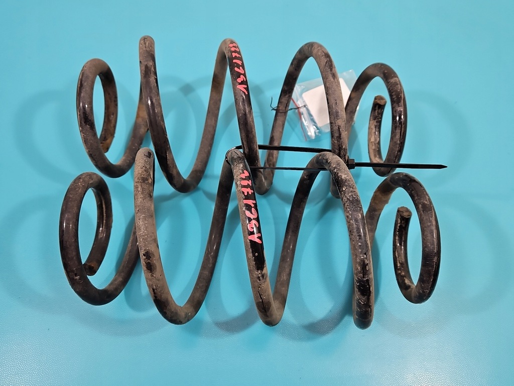 фото №1, Пружины задняя комплект mercedes gla x156 13-19 hb