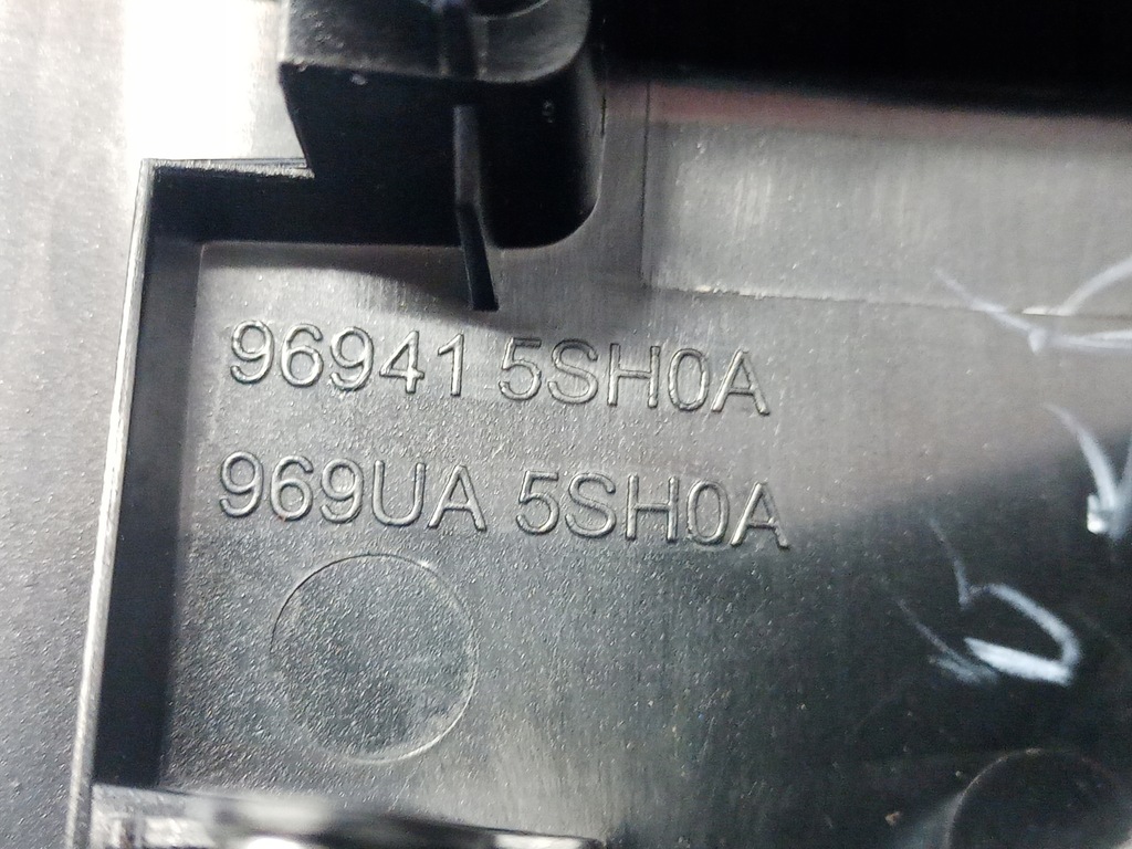 фото №6, Панель защита рамка передач nissan leaf ii 969415sh0a