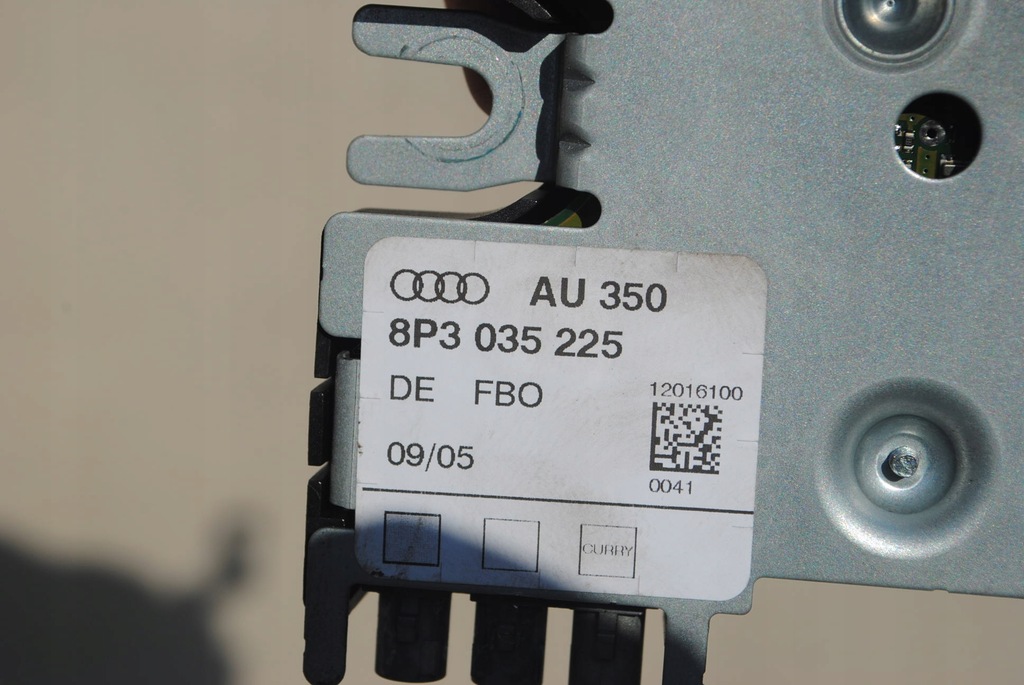 фото №5, Усилитель антенны 8p3035225 audi a3 8p