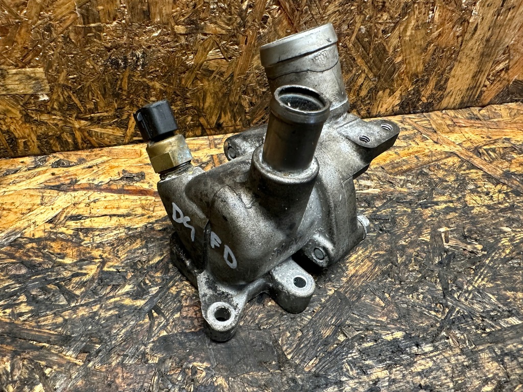 фото №1, Термостат корпус kia hyundai 1.7 crdi d4fd