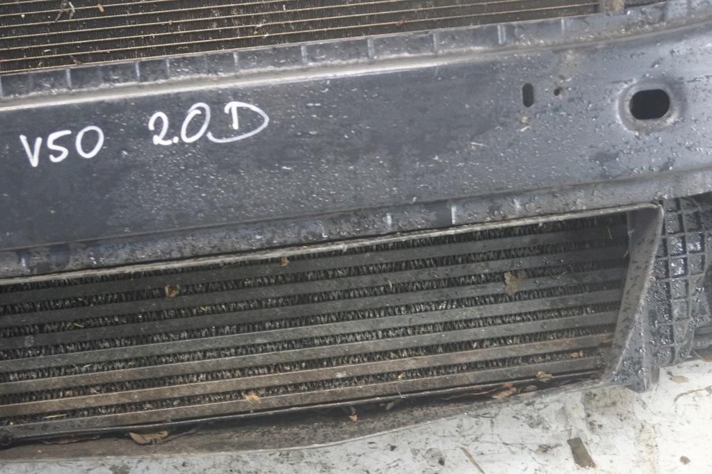 фото №9, Pas передній радіатор volvo v50 2.0d