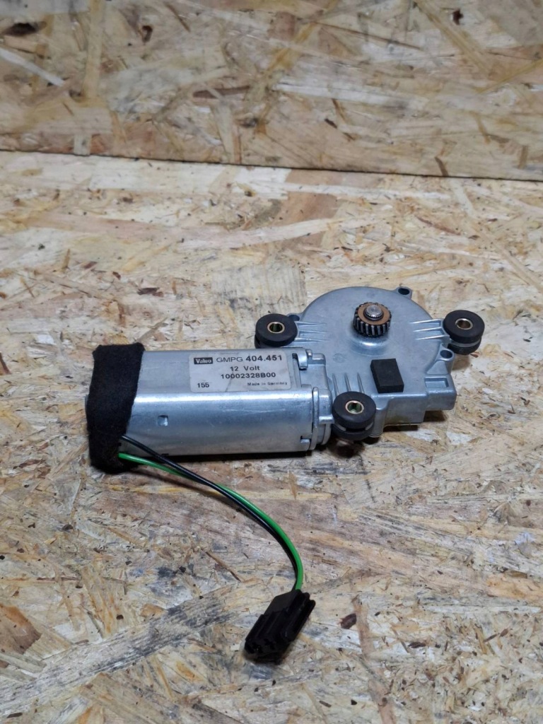 Купити Моторчик люк volvo оригінальний номер 10002328b00