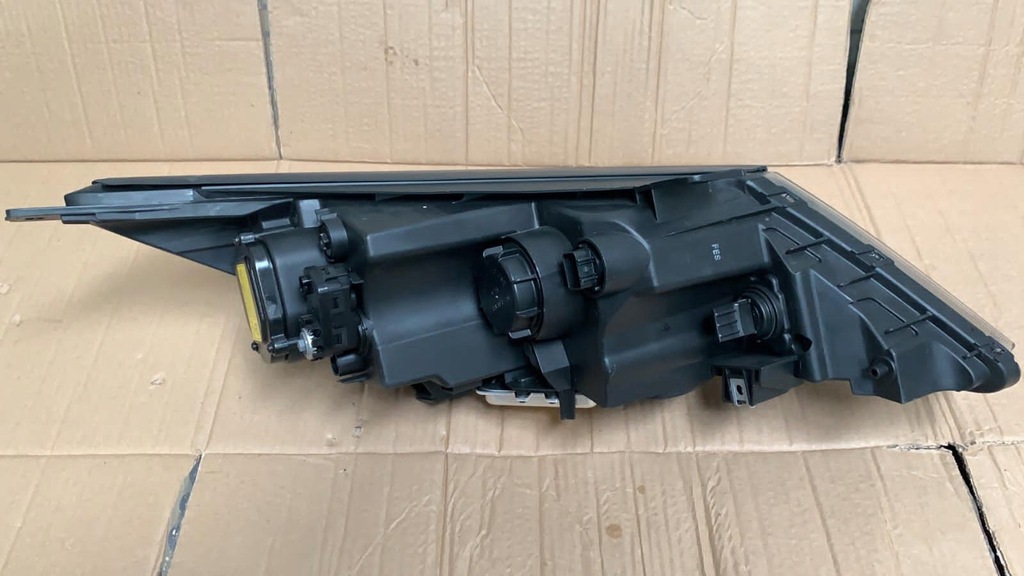 фото №4, Kia sportage 2011- ксенон лампа левая перед bez leda