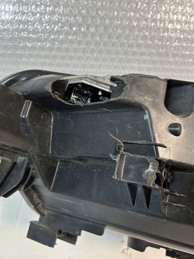 фото №4, Vw id3 лампа права перед full led