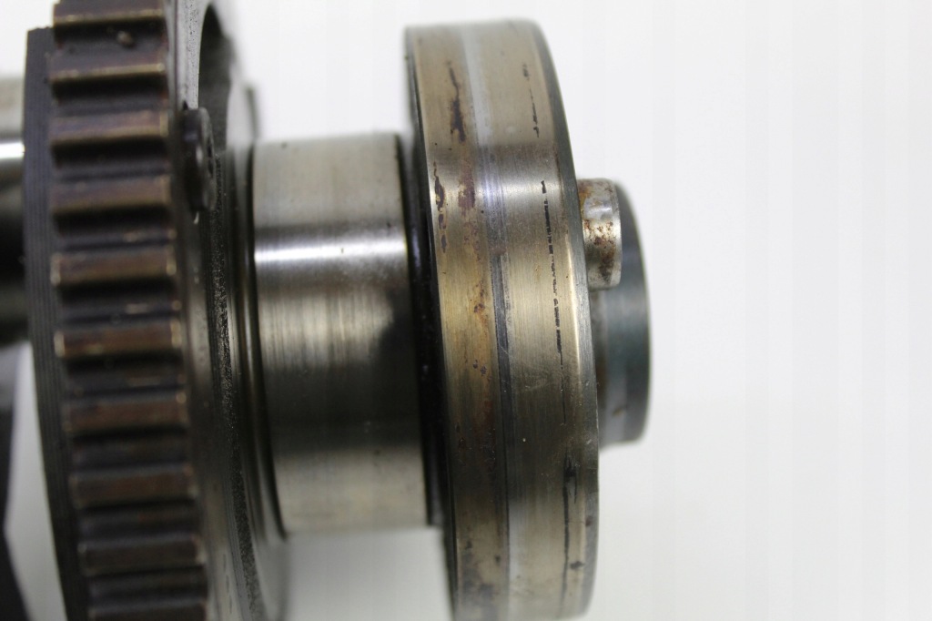 Wał коленчатый bmw e60 e46 m54b22 1427886 в Украине