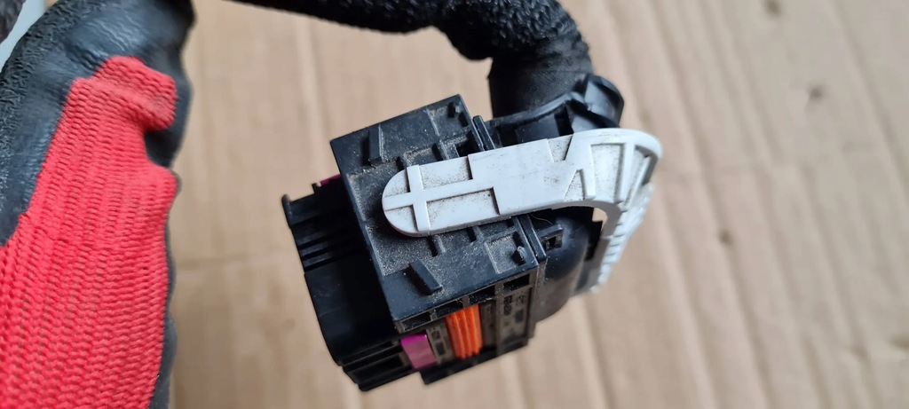 фото №7, Sq5 q5 80a штекер колодка соединитель 4m0973050a a4 b9 8w s4 s5