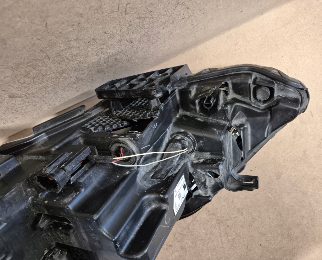 Nissan qashqai j11 фара фара full led праві європа 10018015 Київ