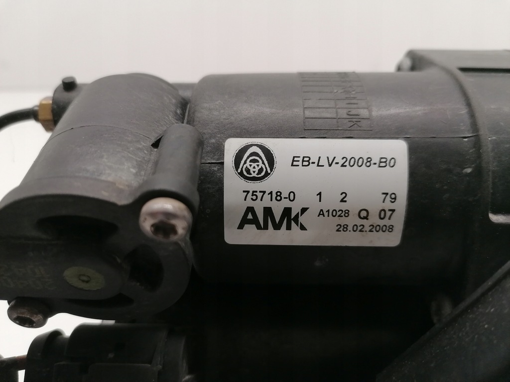 фото №8, Bmw x5 e70 x6 e71 насос компрессор подвеска 6785506-01