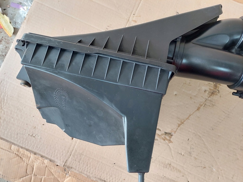 фото №5, Корпус фільтра повітря jaguar xf x250 2w939600ah