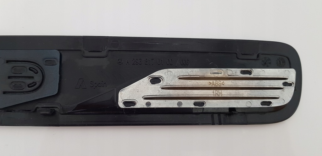 фото №7, Mercedes eqc молдинг крила права перед