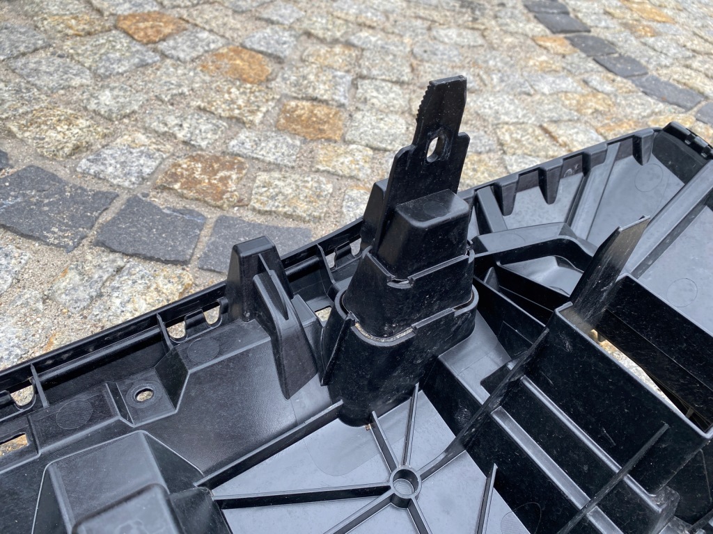 фото №13, Audi q4 e tron 89a усилитель каркас решётка радиатора решётка радиатора 89a807233 оригинал