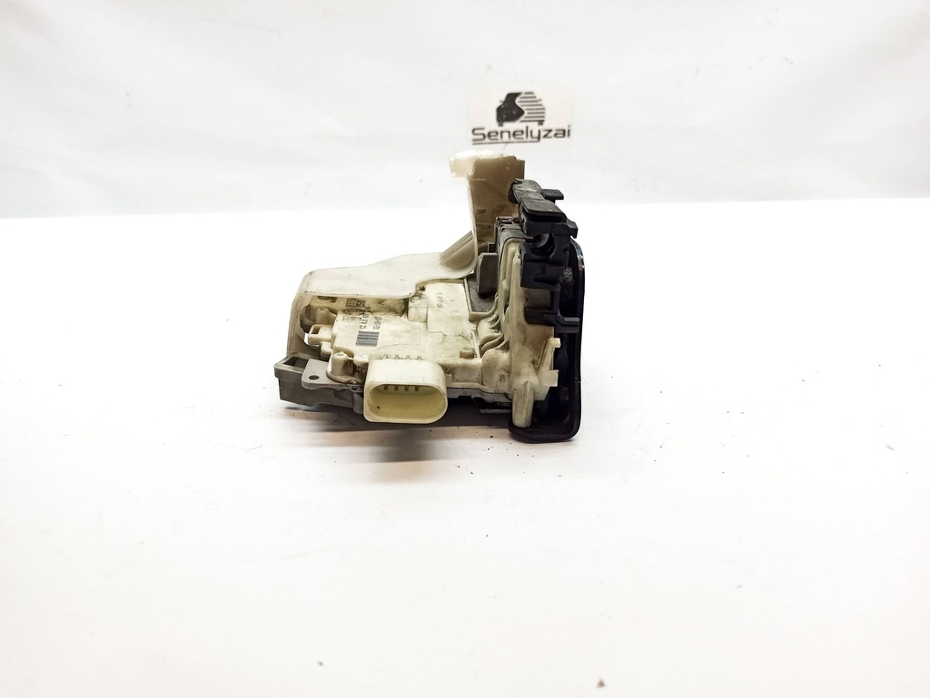 фото №15, Audi a4 s4 b8 8k 2009 замок двері передніх