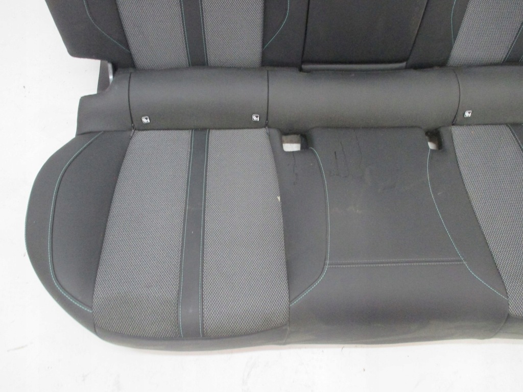 фото №15, Сиденья обивка pół кожа peugeot 308 iii t10 hb 22r