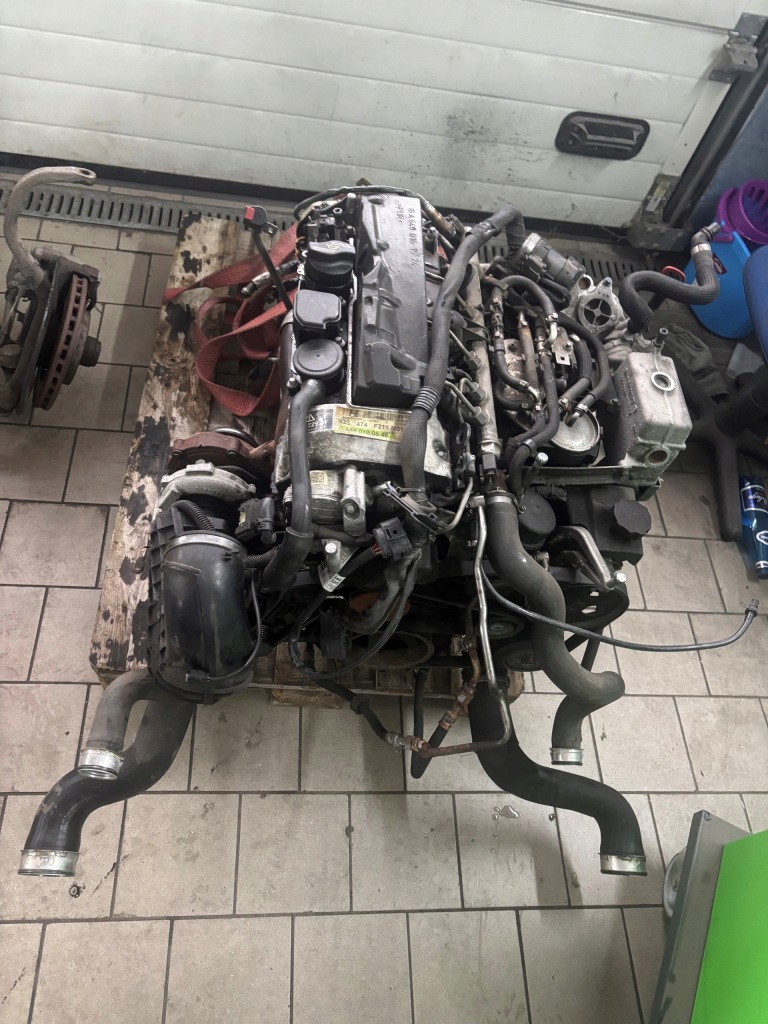 фото №1, Двигатель kompletny mercedes w211 2.2 cdi om646 delphi
