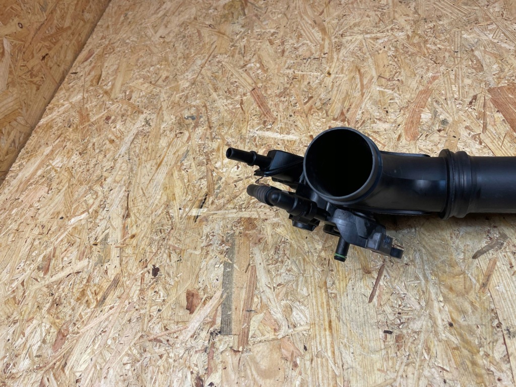 Труба шланг канал воздуха mercedes gla glb x247 h247 3019082z15 в Украине