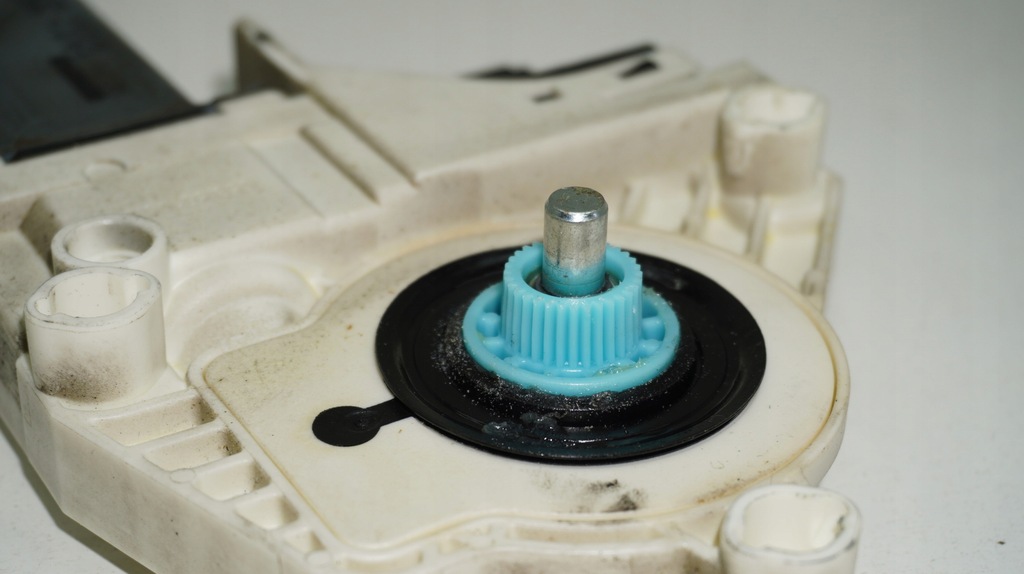 фото №12, Audi q7 4l a6 c6 моторчик подъёма окон