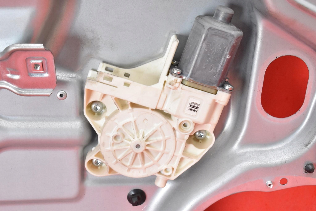 фото №4, Подъемник стекло левый перед eu 4m51-a045h17-a ford focus 2 ii 5d hb 04-08