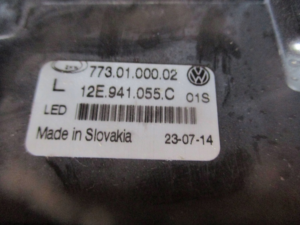 Заглушка atpapa led левая vw e-up с Разборки