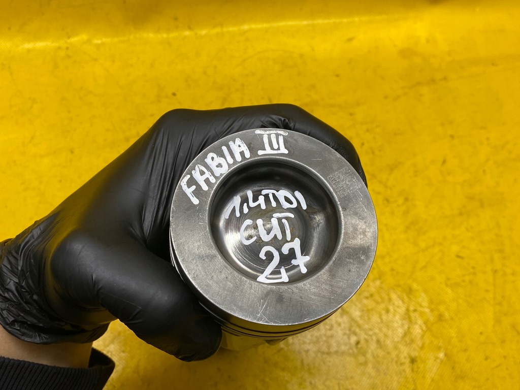 фото №8, Поршень поршні шату́н шатун polo v rapid ibiza iv fabia iii 1.4 tdi cut 04bc