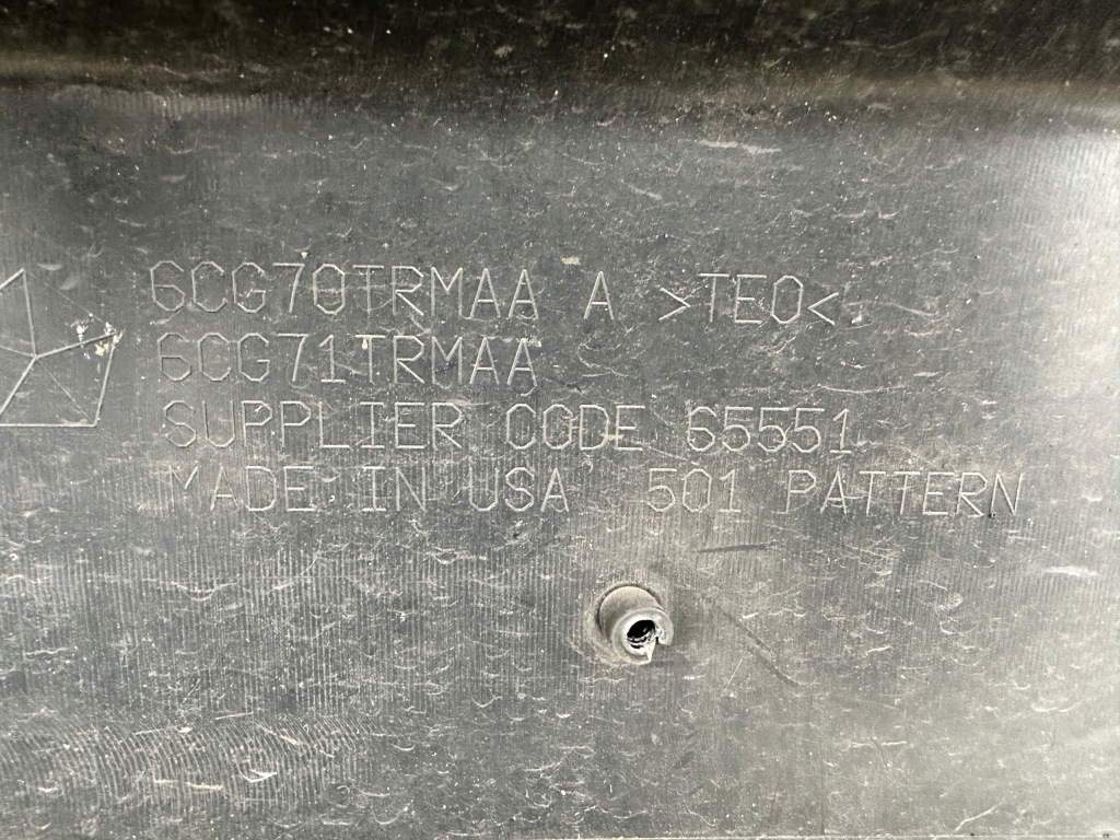 Бампер jeep grand cherokee wk2 lift sumit перед оригинал в Украине