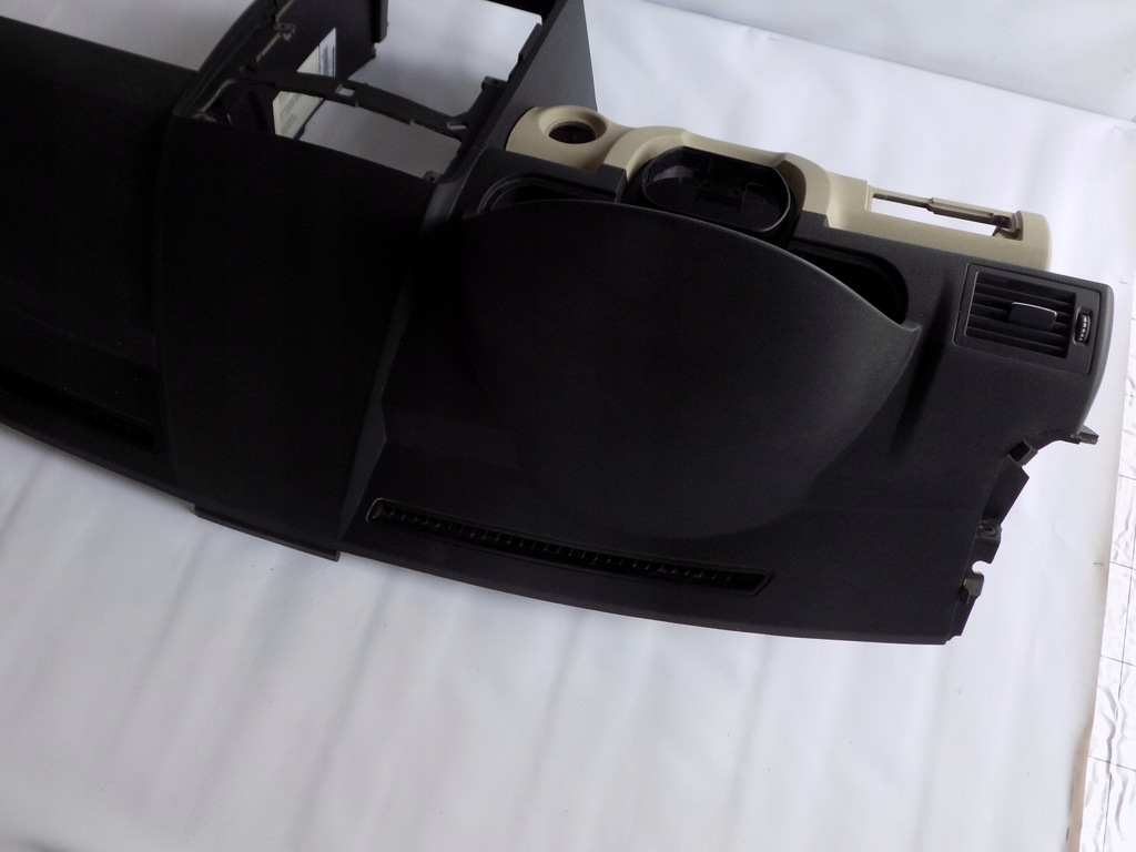 фото №11, Mercedes w169 приборная панель приборная консоль приборная панель war