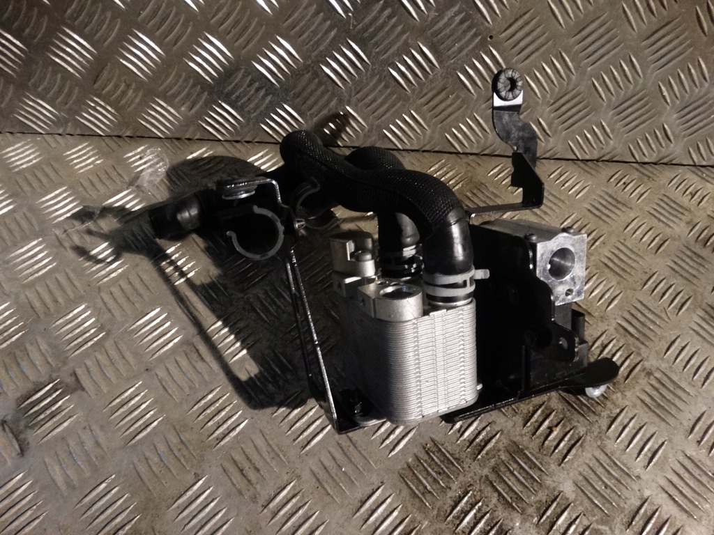 фото №1, Idealny теплообменник тепла porsche taycan 1