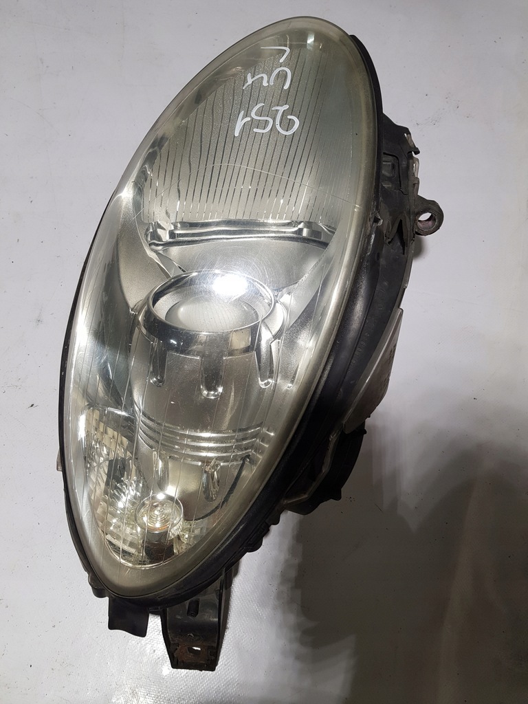 фото №1, Лампа левый перед mercedes w251 uk
