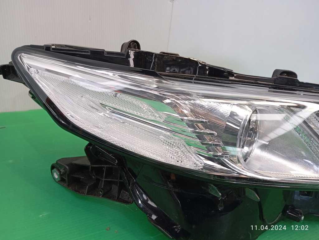 фото №4, Лампа правая передняя full led toyota camry 8 viii