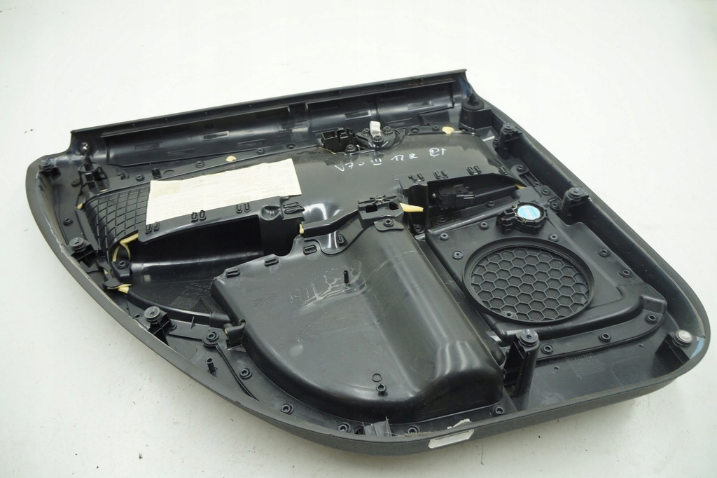 фото №5, Volvo v70 iii обшивка правий задня