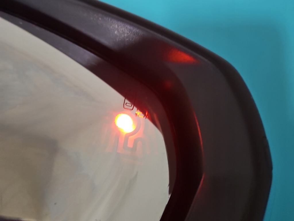 Дзеркало праве peugeot 3008 2 білий kwed європа 16-20 Київ