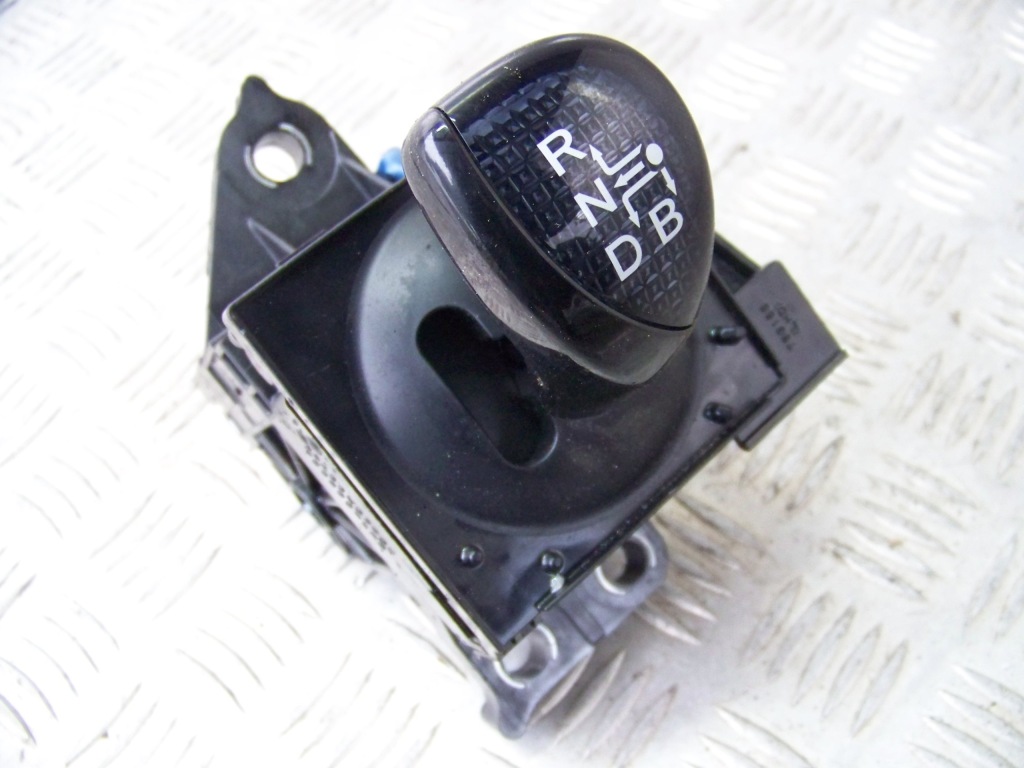 фото №1, Toyota auris ii 12 18 ручка домкрат передач 1.8 hyb