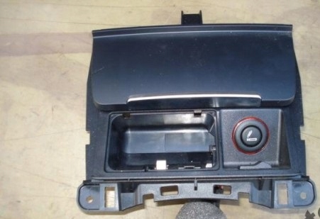 фото №1, Audi a5 s5 пепельница прикуриватель середина панель