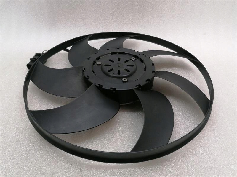 фото №2, Mercedes e class w207 радіатор fan a2045400788 electric 600w