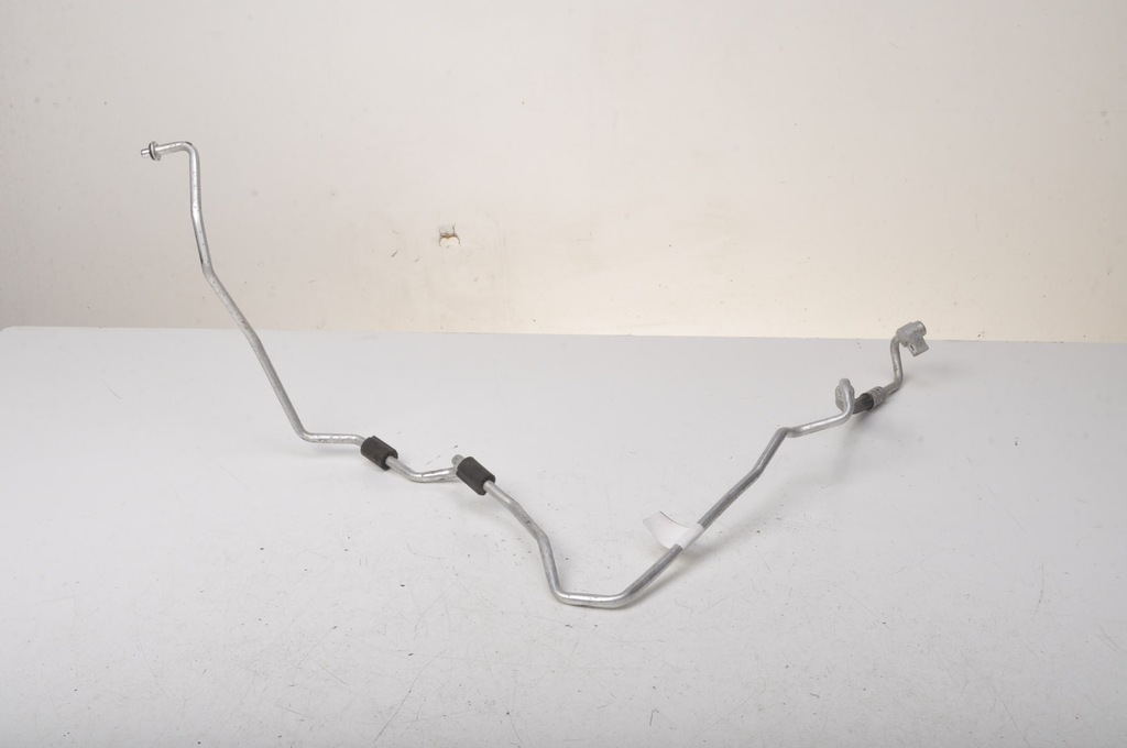 фото №5, Ford fiesta mk8 1.1 шланг кондиціонера