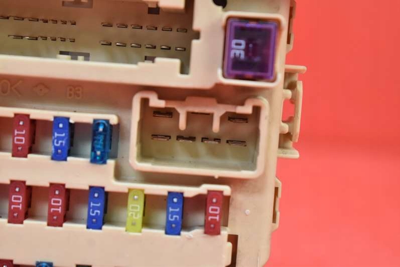 фото №11, Коробка предохранителей bsi 36770-79j01 fiat sedici 1.6 16v 107 km 05-09