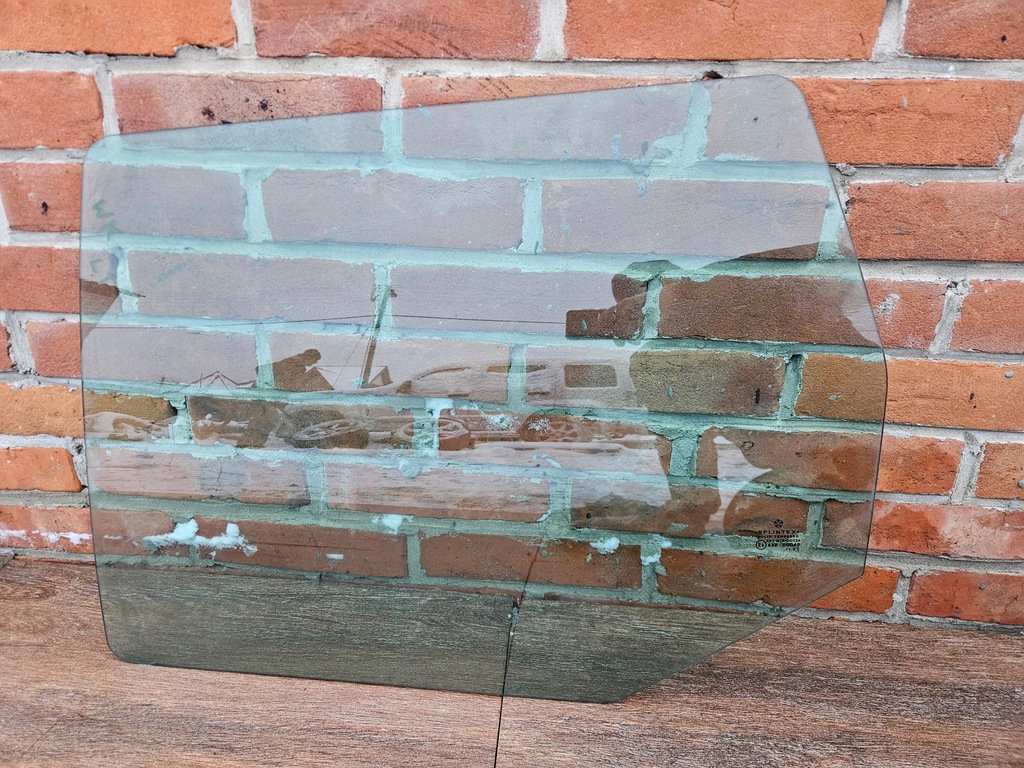 фото №1, Jeep grand cherokee wk 05-10r стекло левый задняя