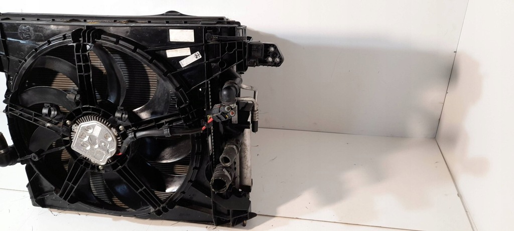 фото №8, Alfa romeo giulia 2,2d stelvio радіатор / комплект 8e5241000 ch9