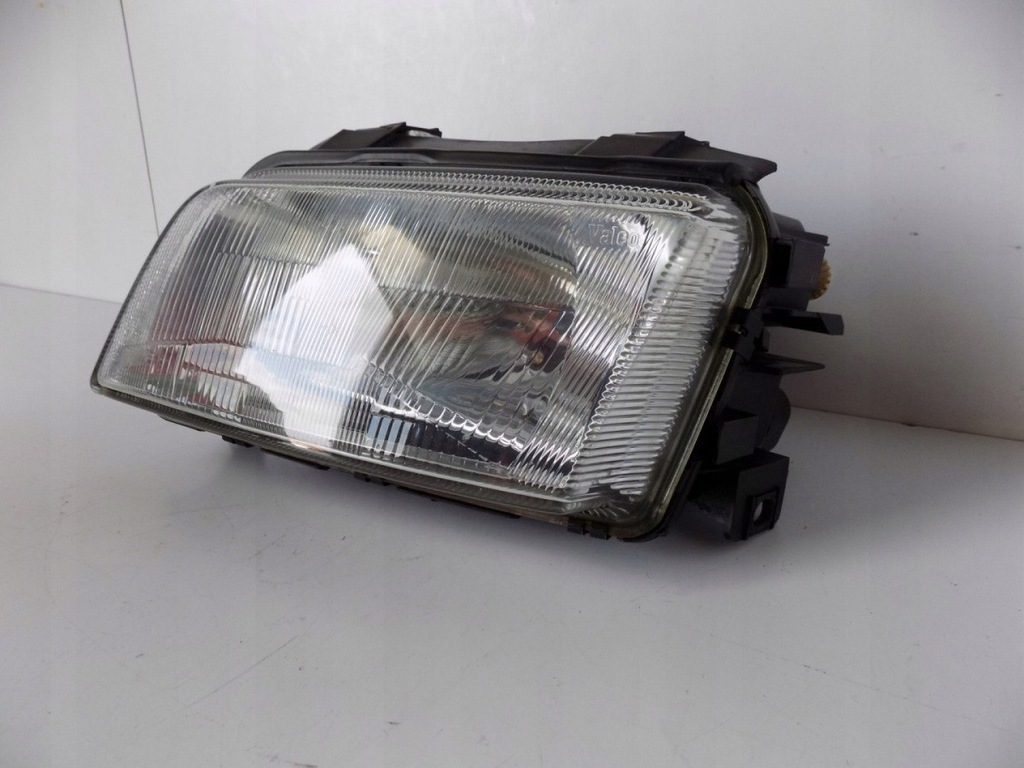 фото №9, Audi a4 лампа ліва h7- 5203