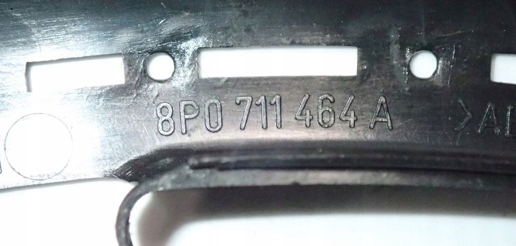 фото №7, Обшивка рычаг тормоза audi a3 s3 8p 8p0711464a