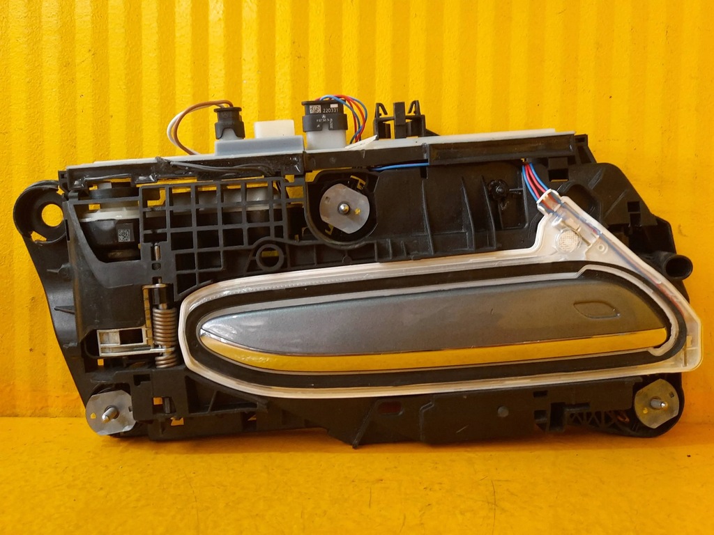 фото №1, Mercedes w223 ручка дверь перед правая