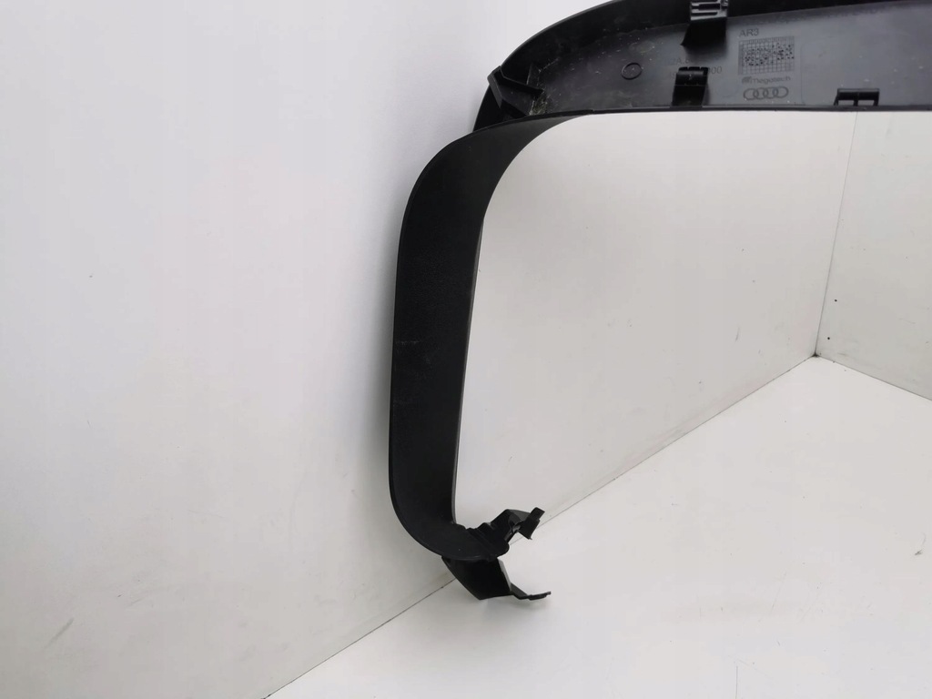 фото №10, Audi a1 2022 оббивка задній кришки багажника