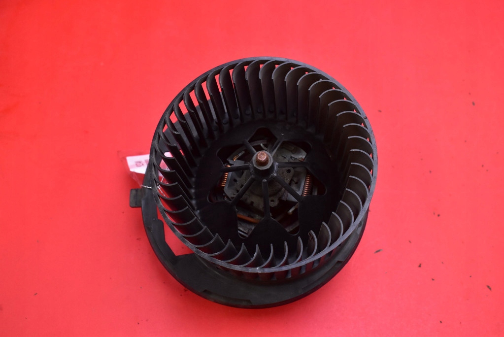 фото №1, Повітродувка вентилятор обдув eu 3c1820015q vw passat b7 10-15