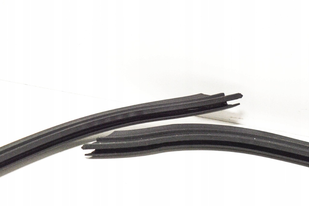 фото №7, Bmw 3 e92 прокладка задний стекло 5131 nowa оригинальная 7119713