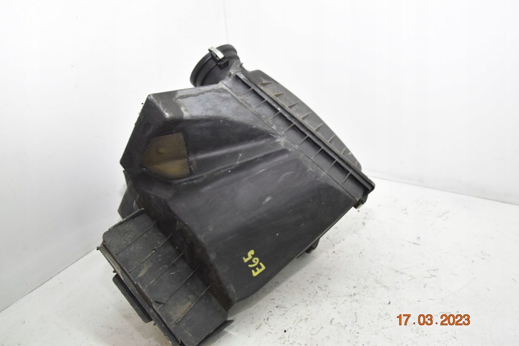 фото №4, Корпус фильтра воздуха bmw 7 e65 7500548 4.8 v8