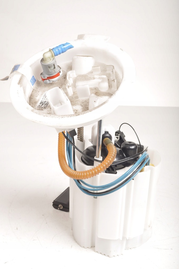 фото №1, Bmw f40 1.5 насос пального 7300472 20r